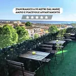 Panoramico E A 90 Metri Dal Mare 公寓 *