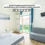 Panoramico E A 90 Metri Dal Mare * 卡斯特沃托诺