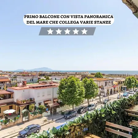 Apartment Panoramico E A 90 Metri Dal Mare Castel Volturno
